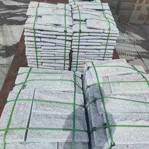 威海 芝麻白蘑菇石装车出货