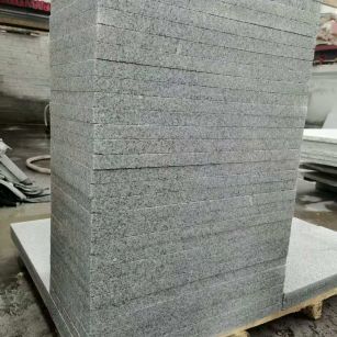 威海 花岗岩 地铺成品300*600，尺寸标准、厚薄均匀