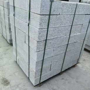 威海 芙蓉白火烧两面路沿石