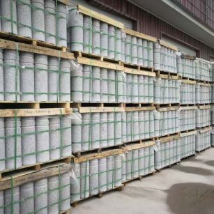 威海 芝麻白挡车柱、阻车桩、隔离柱