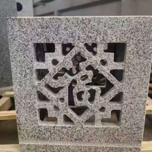 威海 芝麻白花岗岩镂空雕花灯笼