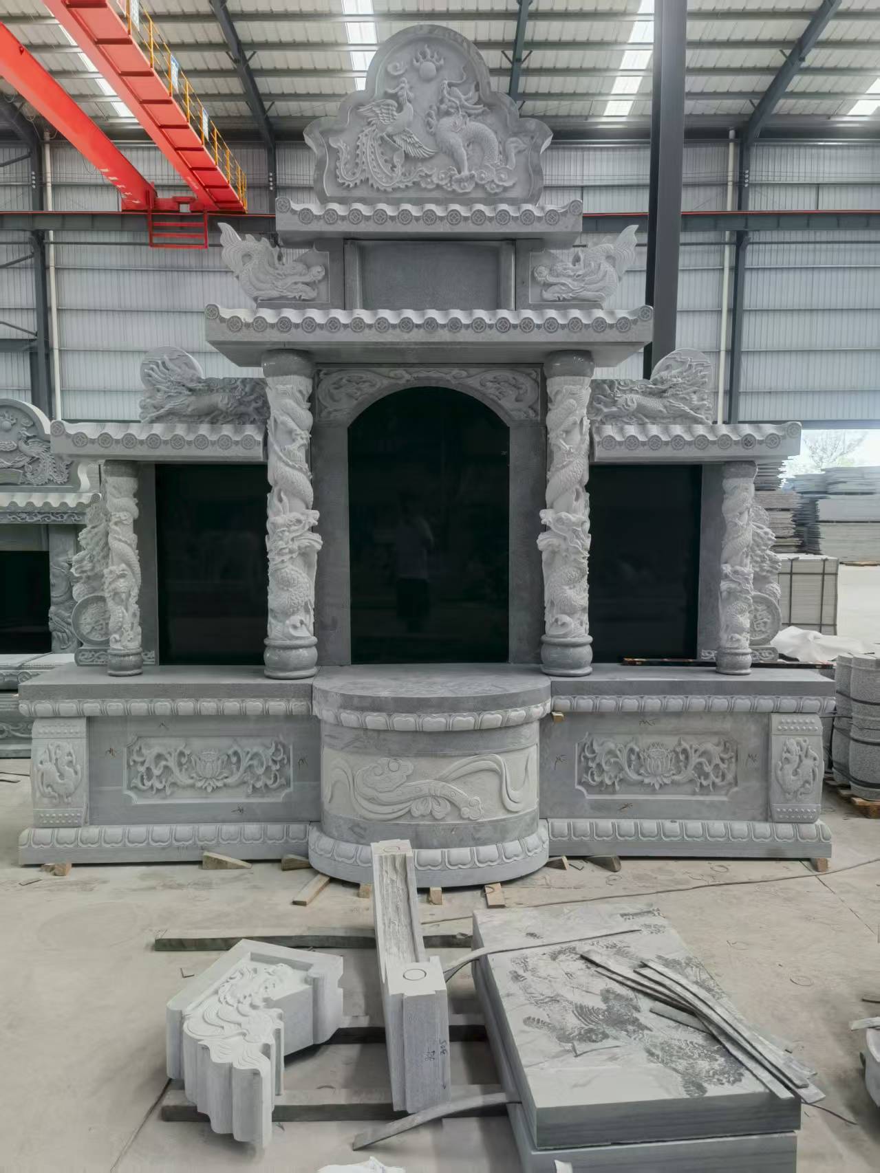 威海 芝麻灰高档墓碑，土墓，可定制