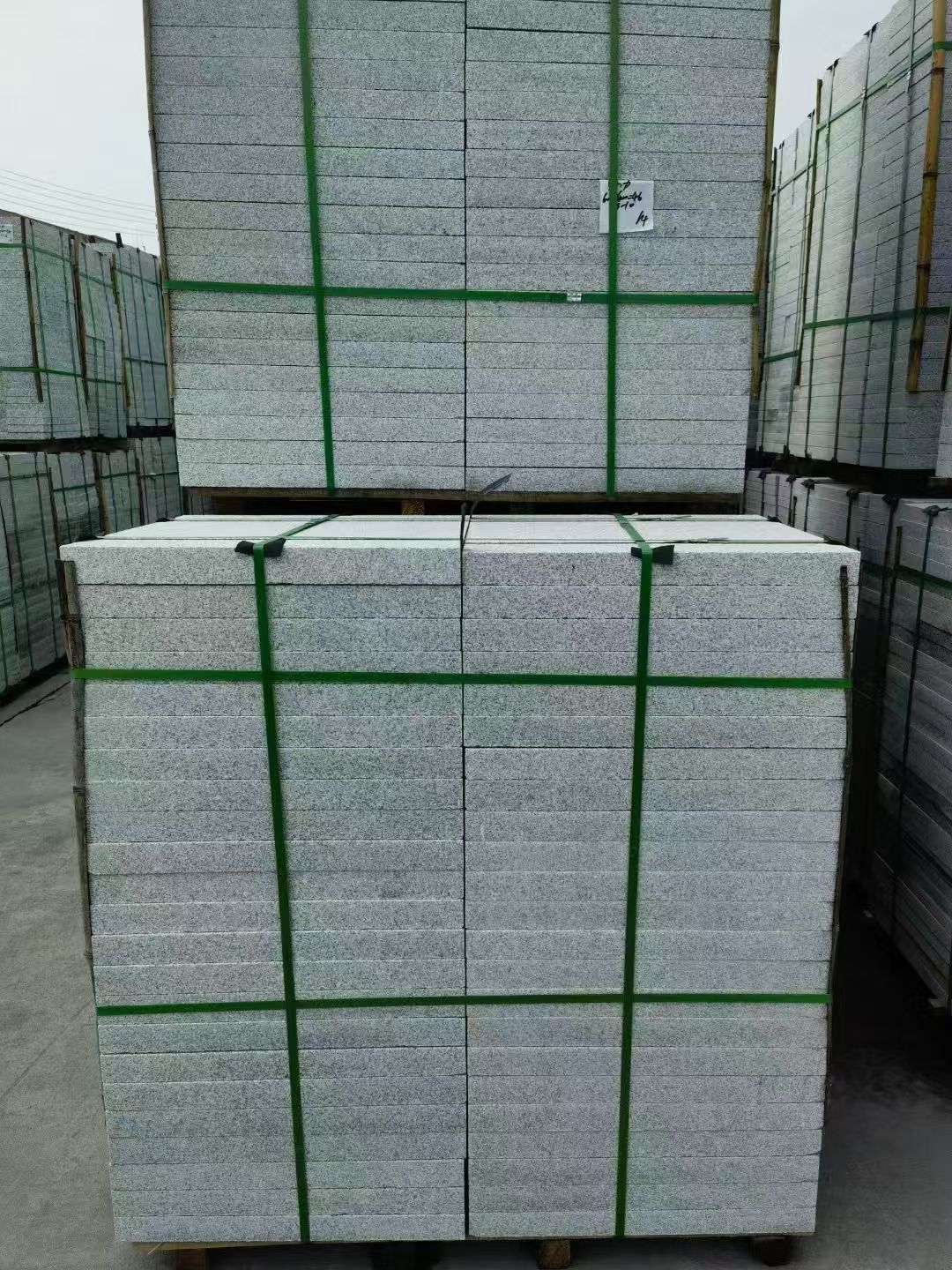 威海 火烧面地铺石，街道广场园林市政工程板，1.8~5.0厚均有现货