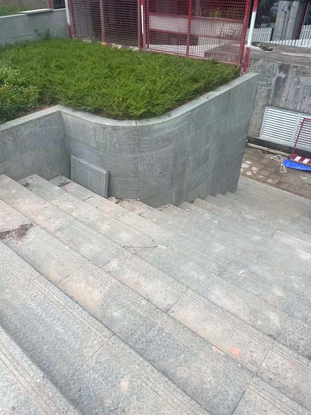 威海 芝麻黑火烧面铺装案例