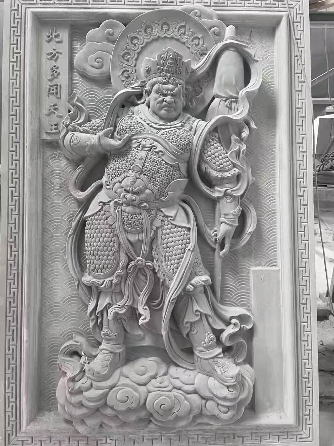 威海 芝麻灰花岗岩人物雕刻——多闻天王