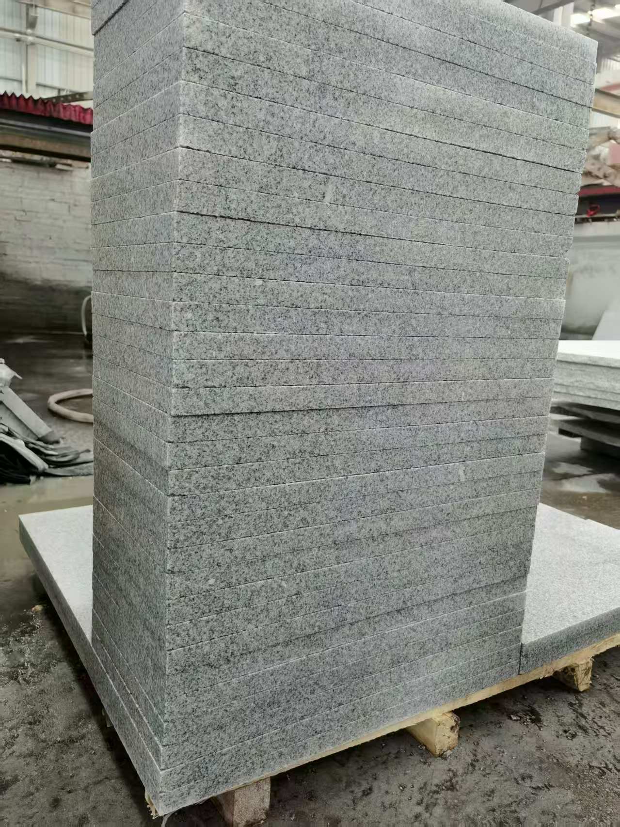威海 花岗岩 地铺成品300*600，尺寸标准、厚薄均匀